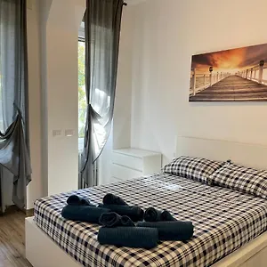 Housitalia Apartament Mediolan