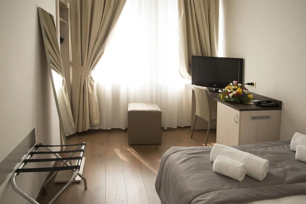 Ih Hotels Milano Puccini