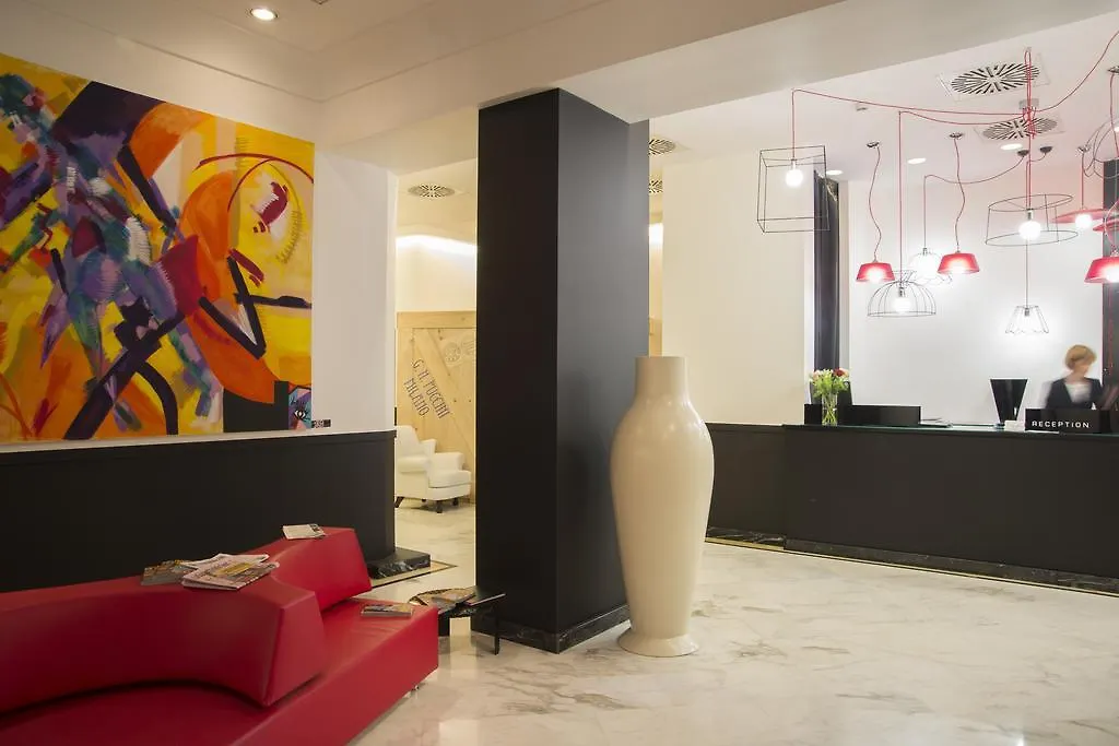 Ih Hotels Milano Puccini 4*,