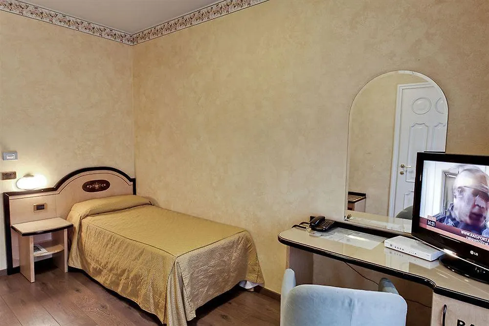 Ih Hotels Milano Puccini